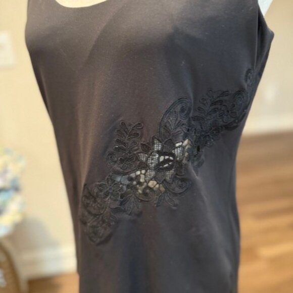 FABLETICS Vega Performance Tank - Picture 4 of 9